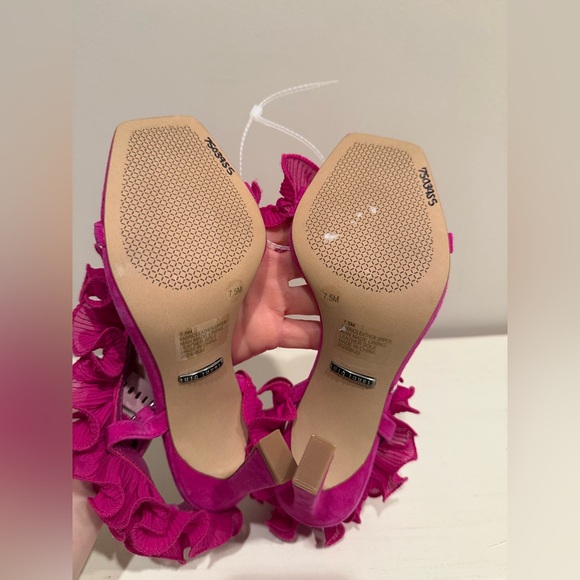 Gianni Bini Women's Franz Suede Chiffon Pink Ruffle Heel Sandals - Picture 8 of 8